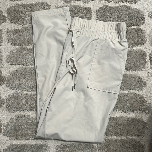 Workout pants - Picture 1 of 3